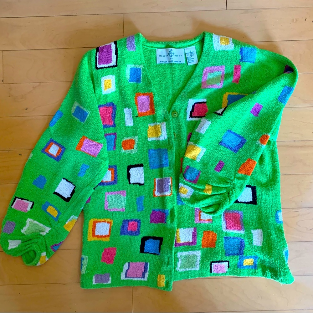 Small summer sweater, ruched sleeves